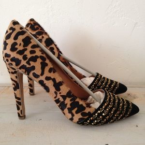 Naughty Monkey Leopard Pumps